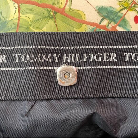 Tommy Hilfiger Nylon Tote Shoulder Bag/Purse in Black. Good condition! - Picture 5 of 9
